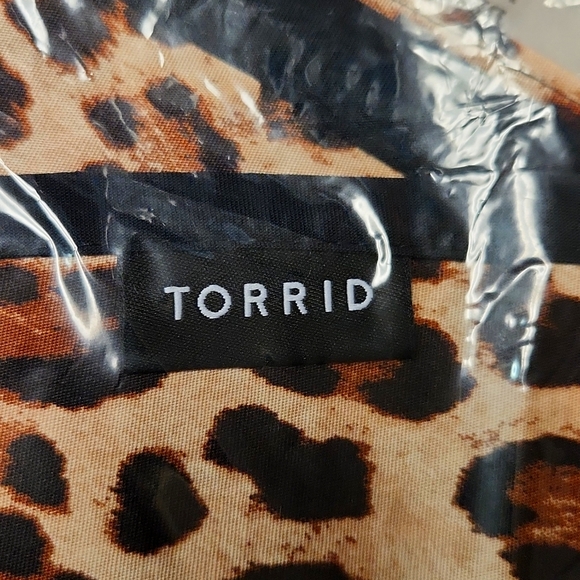 ❤️NWT TORRID RETRO APRON - LEOPARD ANIMAL PRINT - POCKETS - ADJUSTABLE PLUS SIZE - Picture 5 of 7